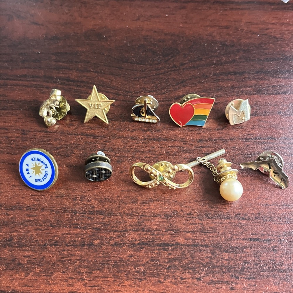 Lot Of 10 Random Mixed Lapel Hat Pins A2